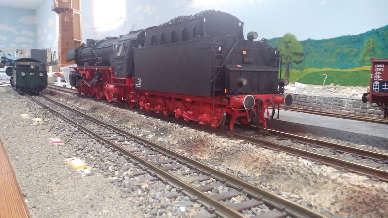 BR01 am Bahnhof