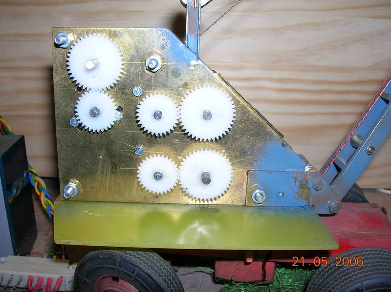 Antrieb Fuchsbagger von der Seite