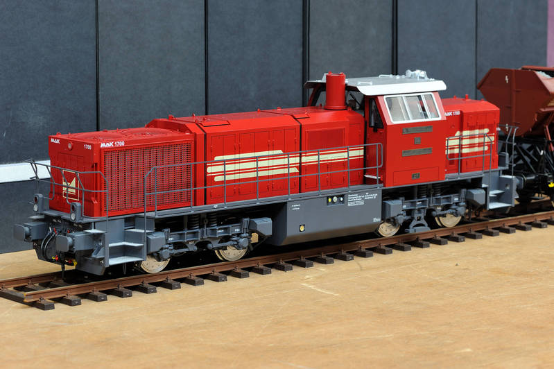 Mak 1700