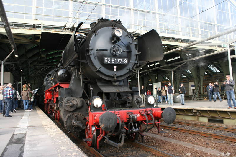 52 8177-9