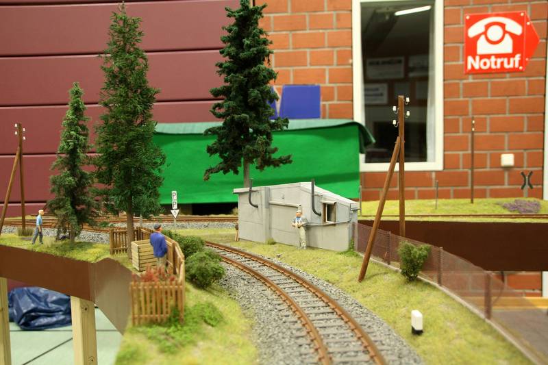 Plausch überm Gartenzaun