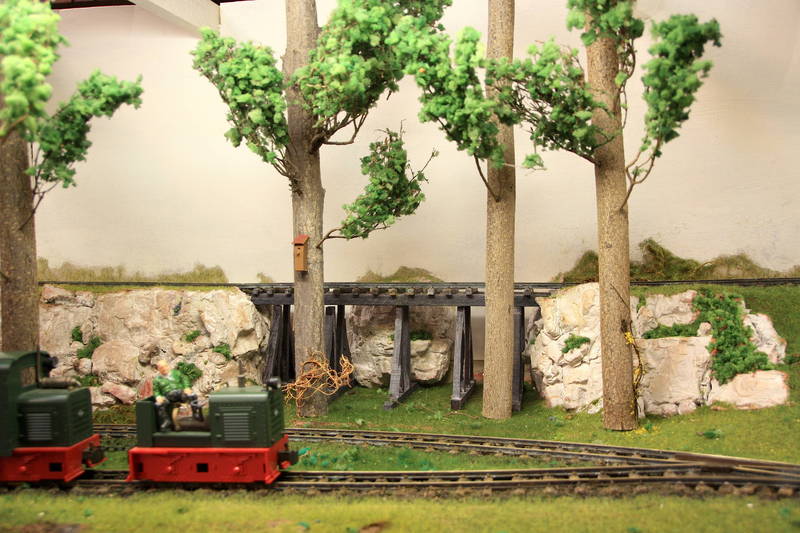 Szene an der Waldbahn