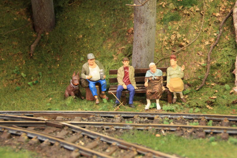 Szene an der Waldbahn