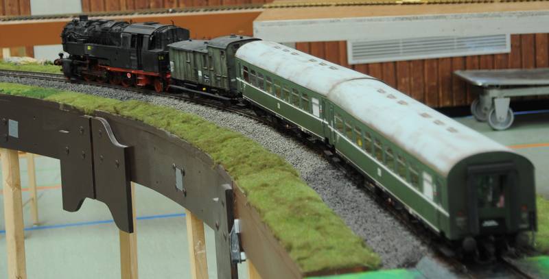 BR 95 mit Zug