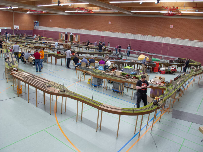 Bhf Tettenau und Bhf Nistertal
