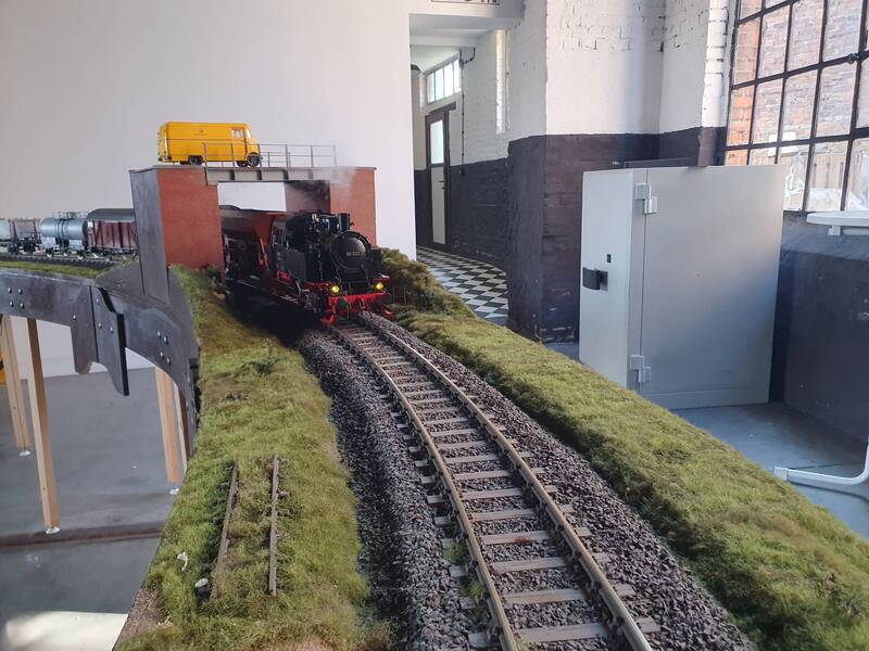 Brückendurchfahrt im Bogen